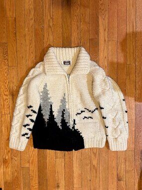 Vintage 1980s Women's Wool Cowichan Sweater Cardigan - Medium